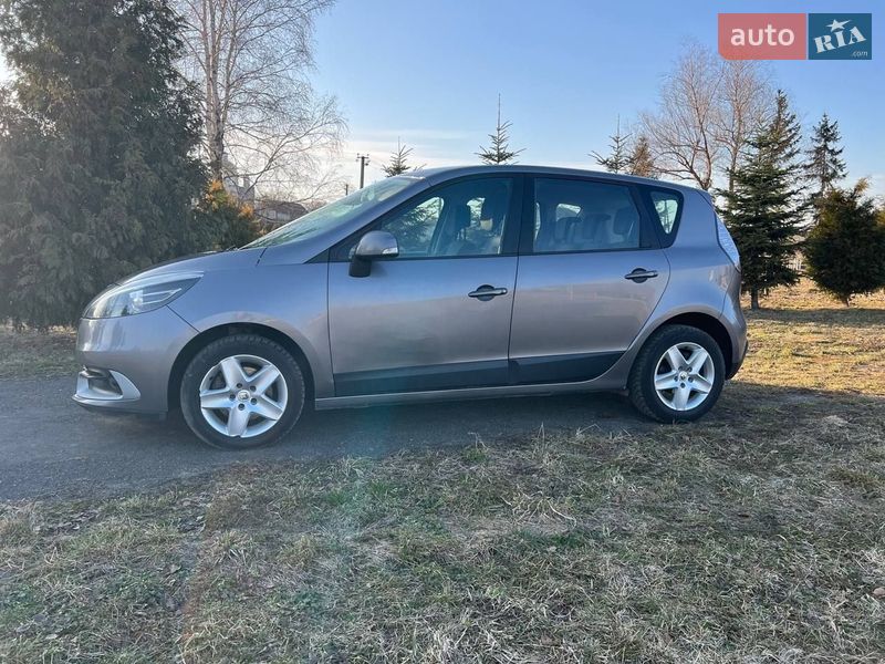 Минивэн Renault Scenic 2013 в Коломые