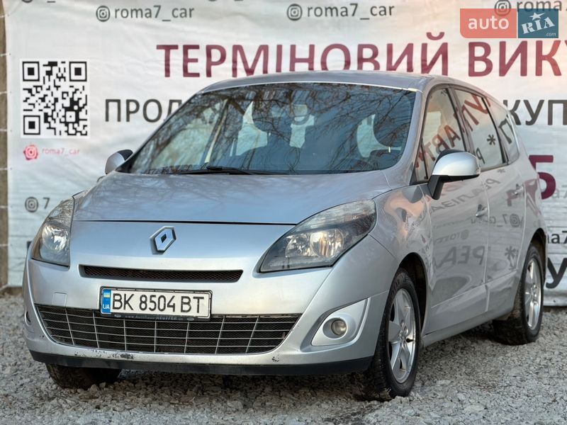 Минивэн Renault Scenic 2010 в Ровно