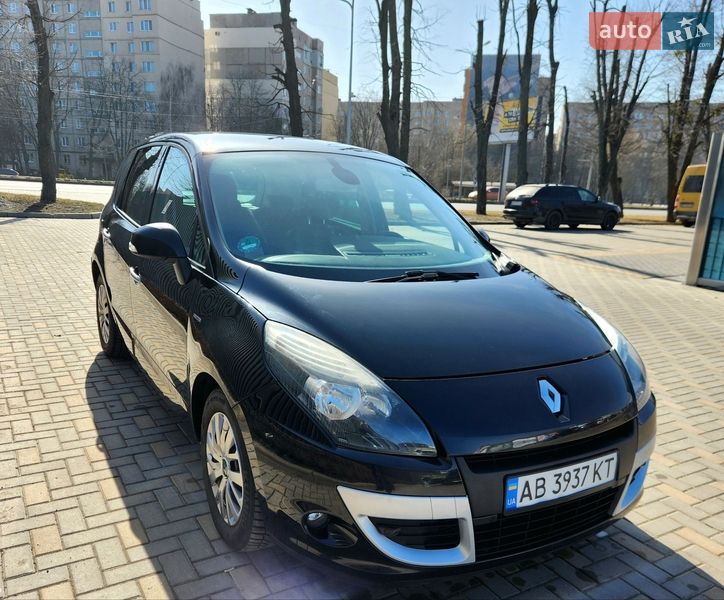 Минивэн Renault Scenic 2011 в Виннице