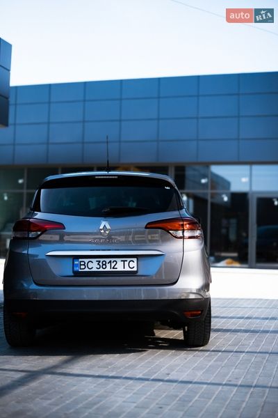 Минивэн Renault Scenic 2017 в Золочеве