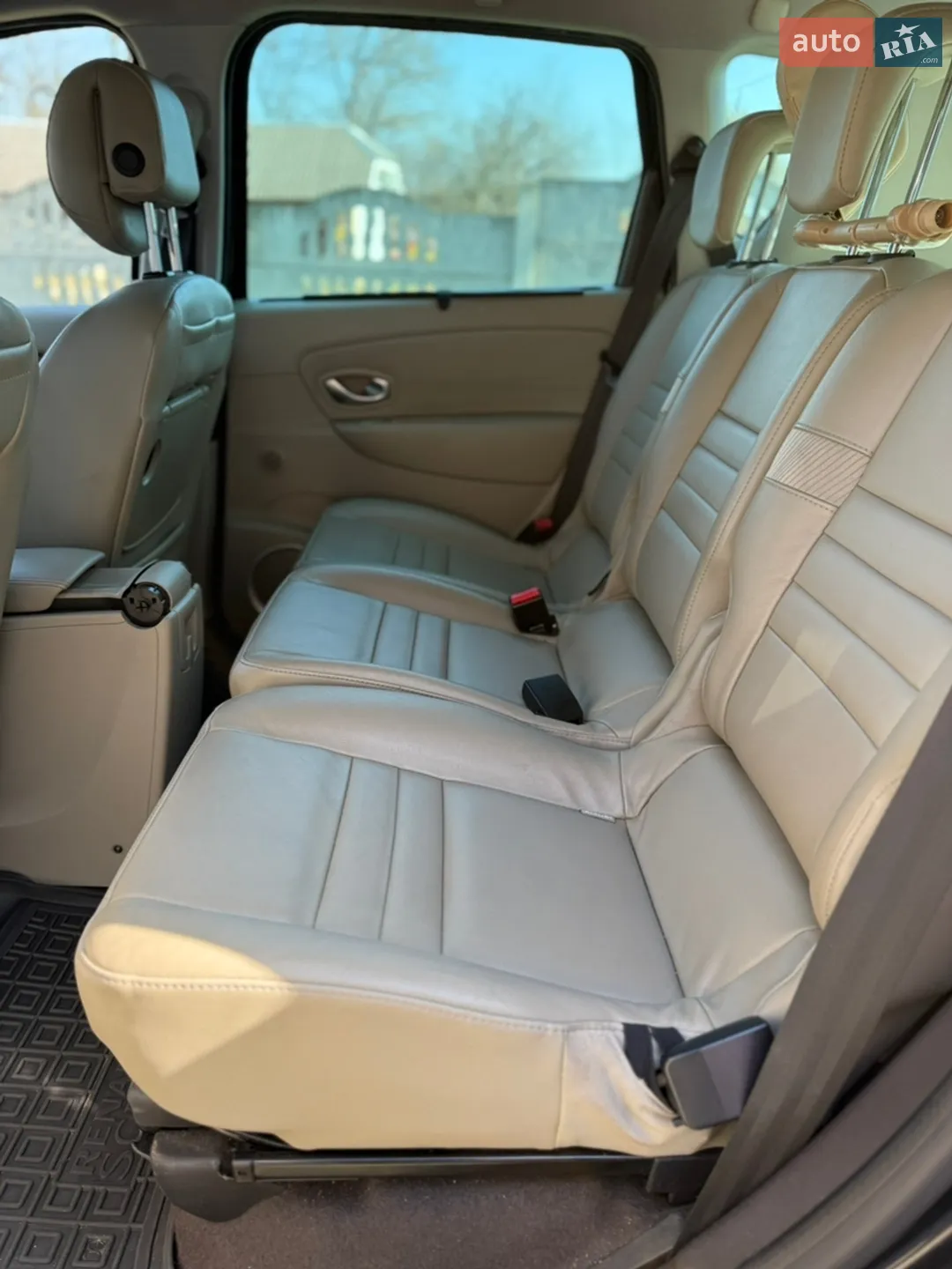 2011 Renault Scenic - мініатюра 11