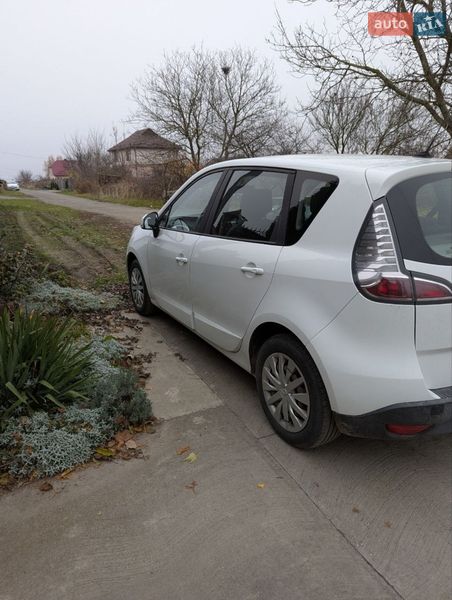 Минивэн Renault Scenic 2014 в Ровно