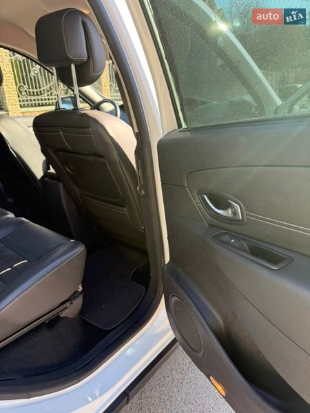 Минивэн Renault Scenic 2013 в Луцке