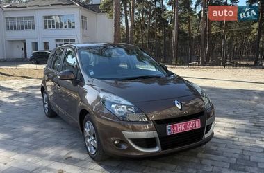 Минивэн Renault Scenic 2011 в Ахтырке