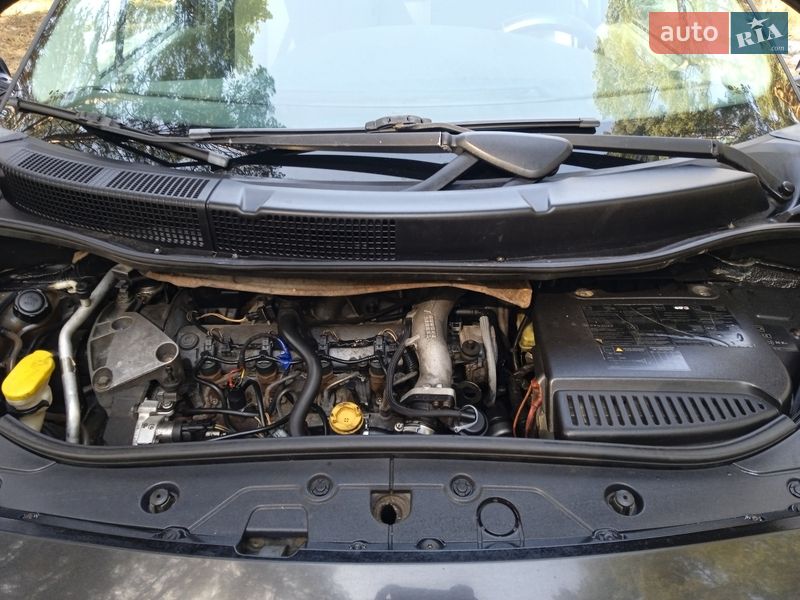 Минивэн Renault Scenic 2003 в Славуте