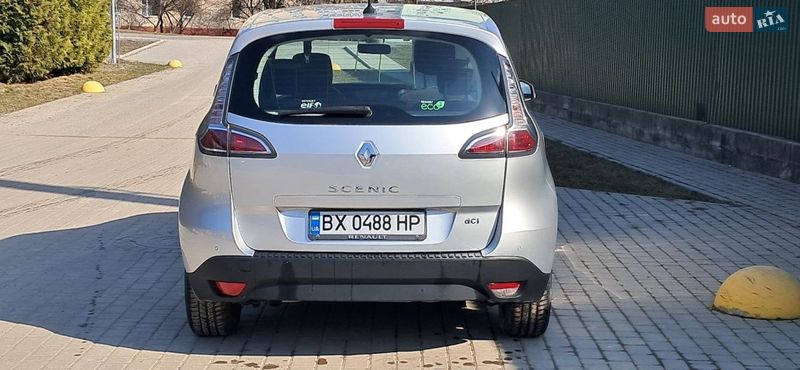 Минивэн Renault Scenic 2014 в Каменец-Подольском
