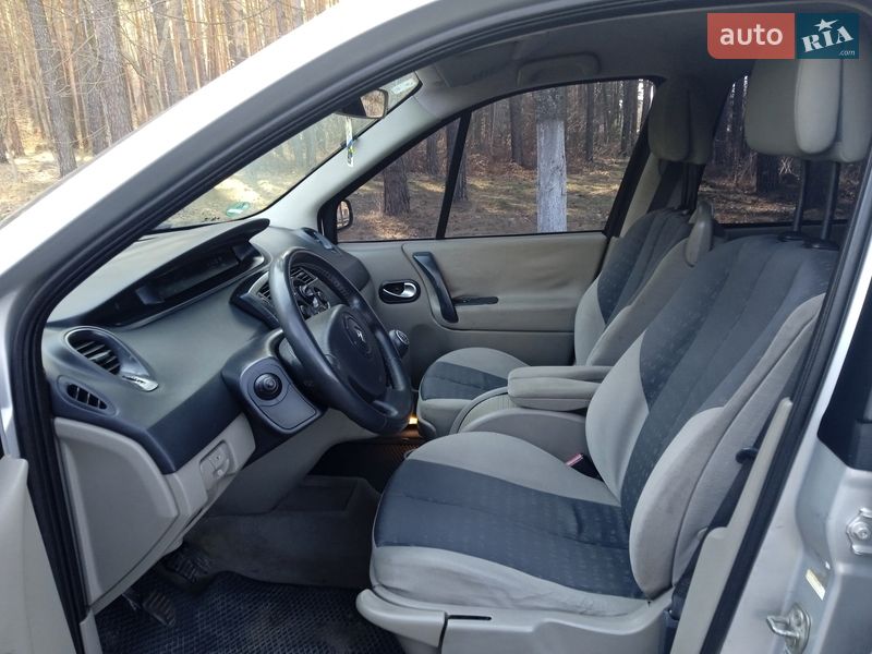 Мінівен Renault Scenic 2005 в Славуті
