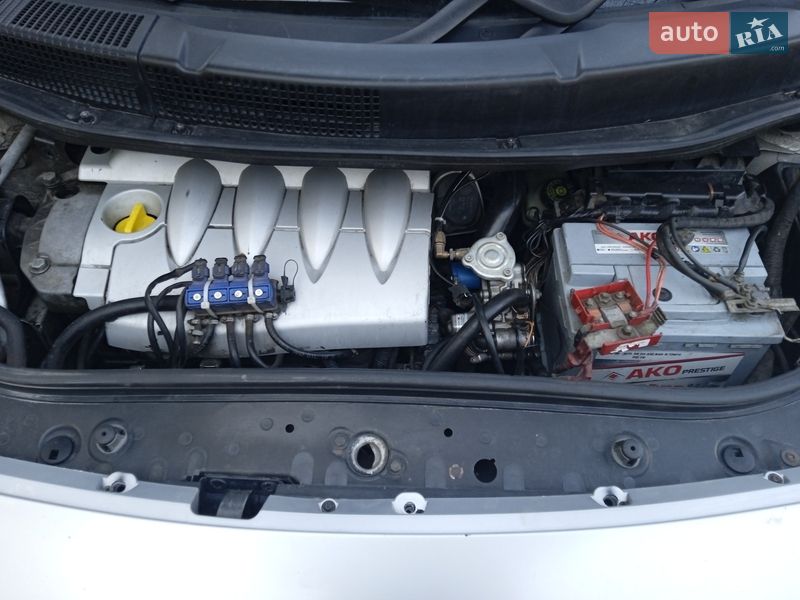 Мінівен Renault Scenic 2005 в Славуті