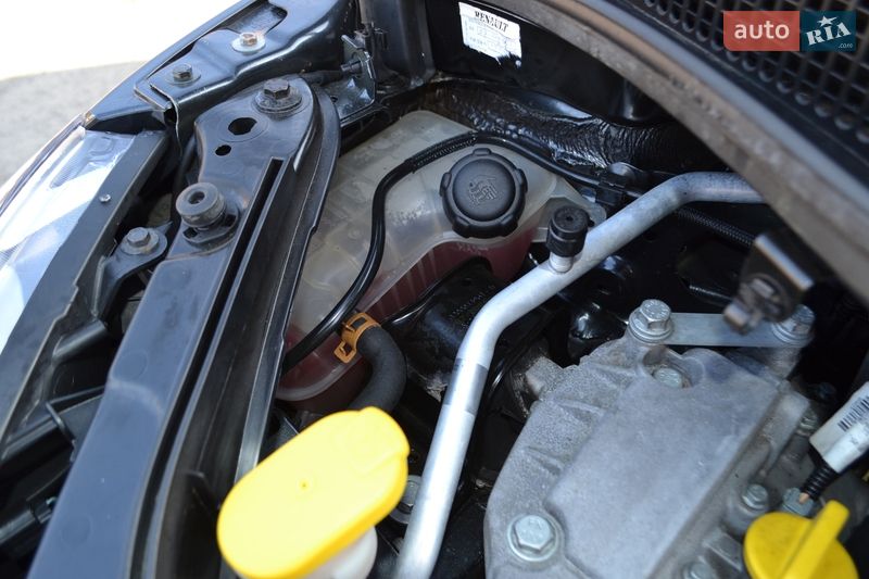 Минивэн Renault Scenic 2006 в Ровно фото 74 Минивэн Renault Scenic 2006 в Ровно