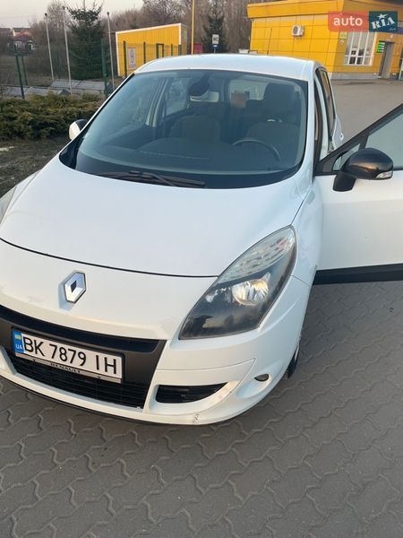 Renault Scenic 2010