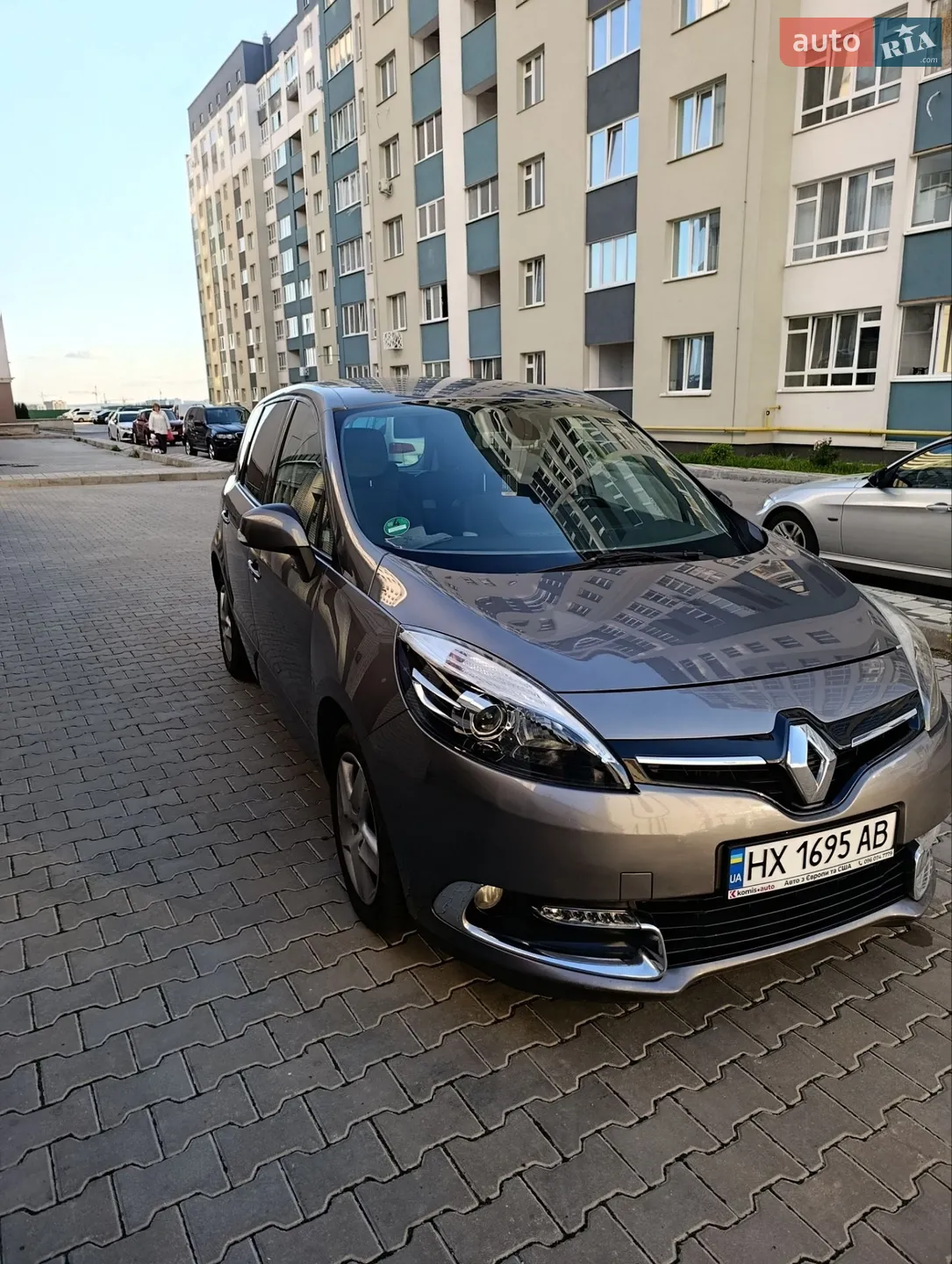 2015 Renault Scenic - мініатюра 2