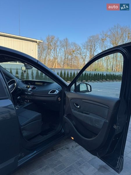 Минивэн Renault Scenic 2010 в Луцке