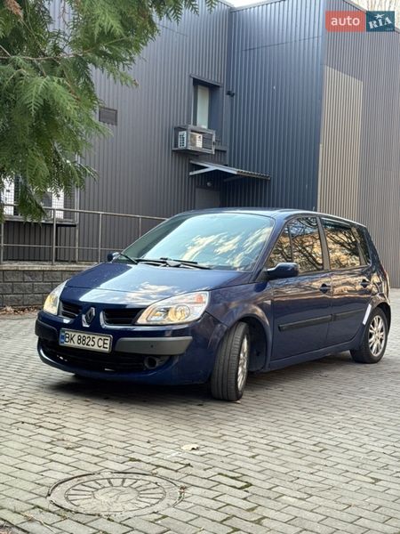 Минивэн Renault Scenic 2006 в Ровно