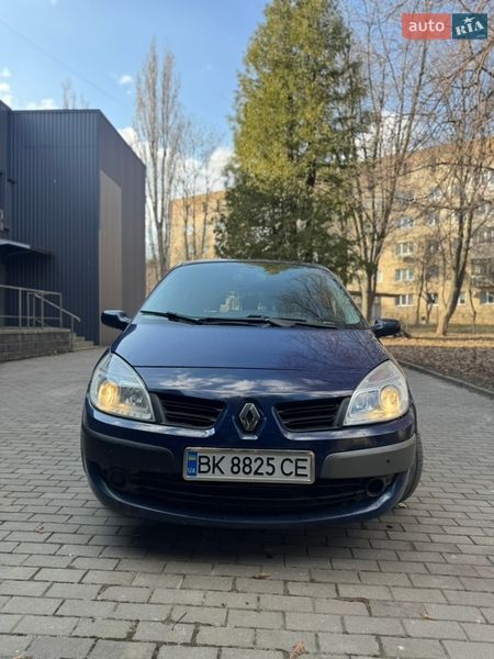 Минивэн Renault Scenic 2006 в Ровно