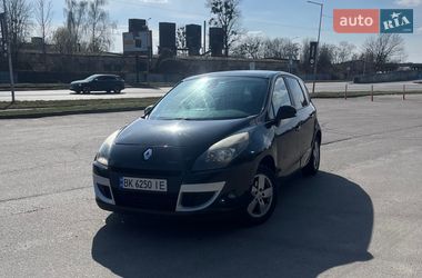 Мінівен Renault Scenic 2009 в Львові
