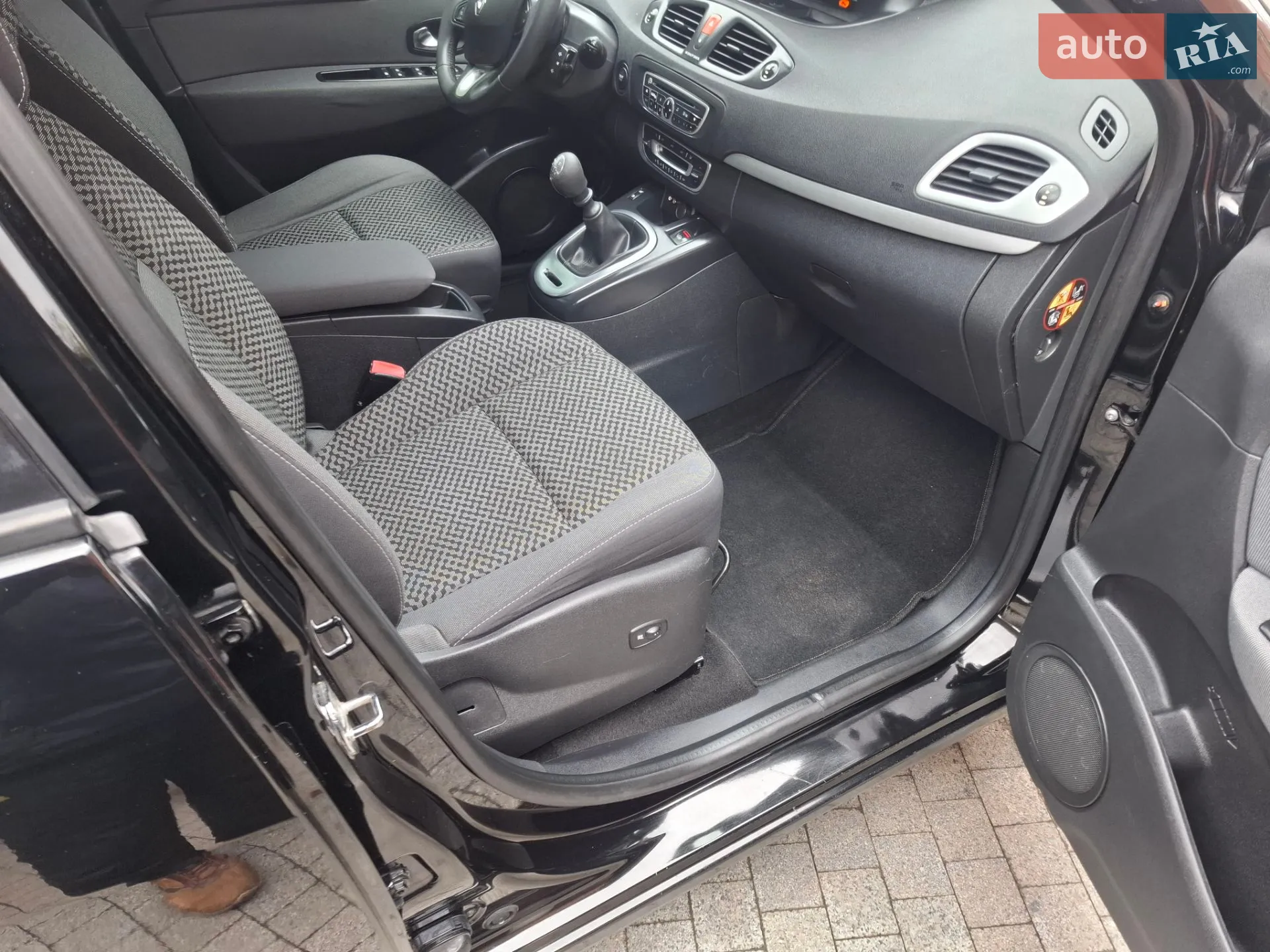 2011 Renault Scenic - мініатюра 11