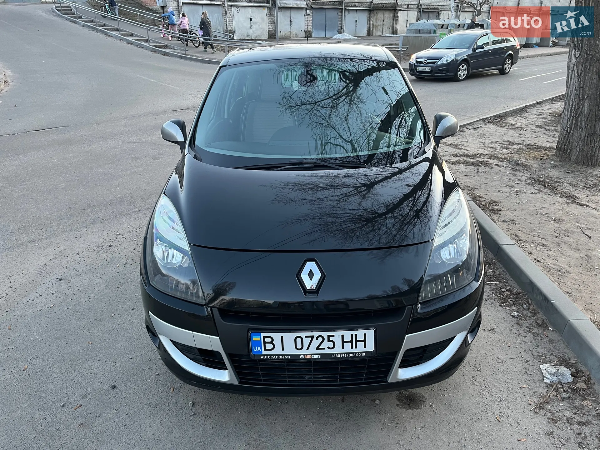 2010 Renault Scenic - фото 1