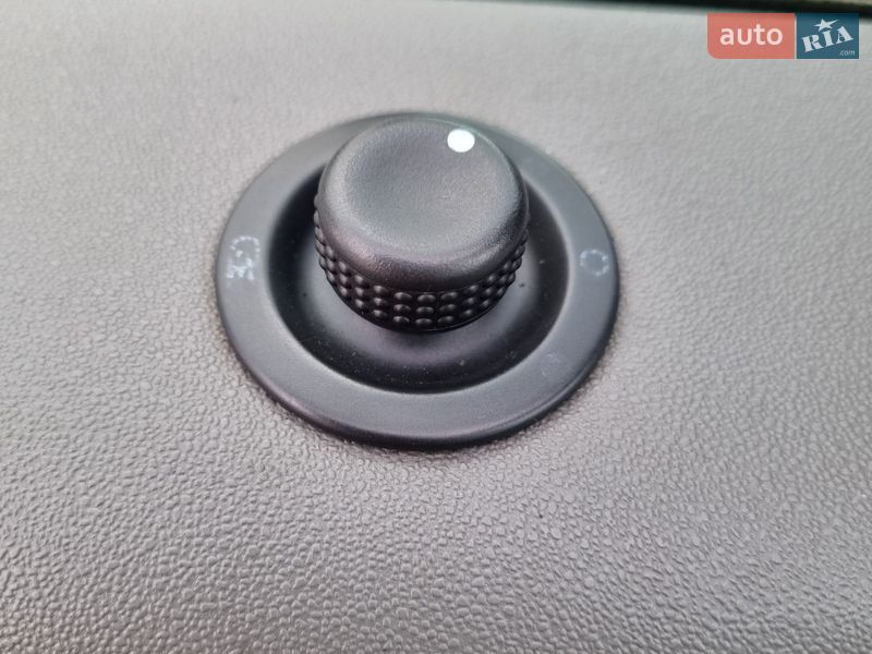 Минивэн Renault Scenic 2005 в Полтаве