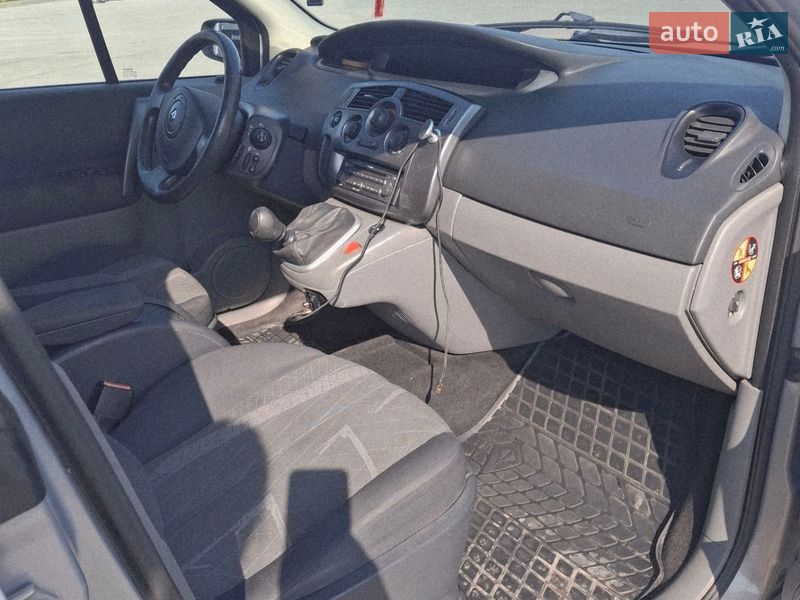 Мінівен Renault Scenic 2005 в Шептицькому