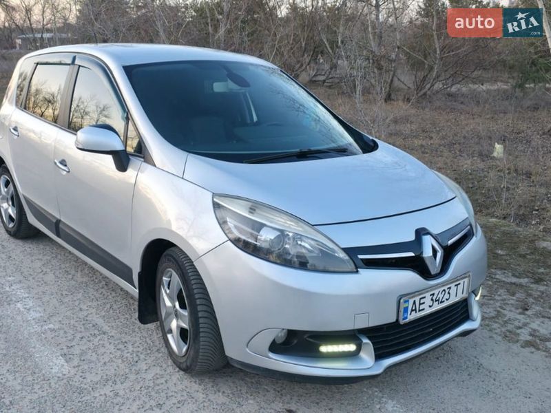 Renault Scenic 2012
