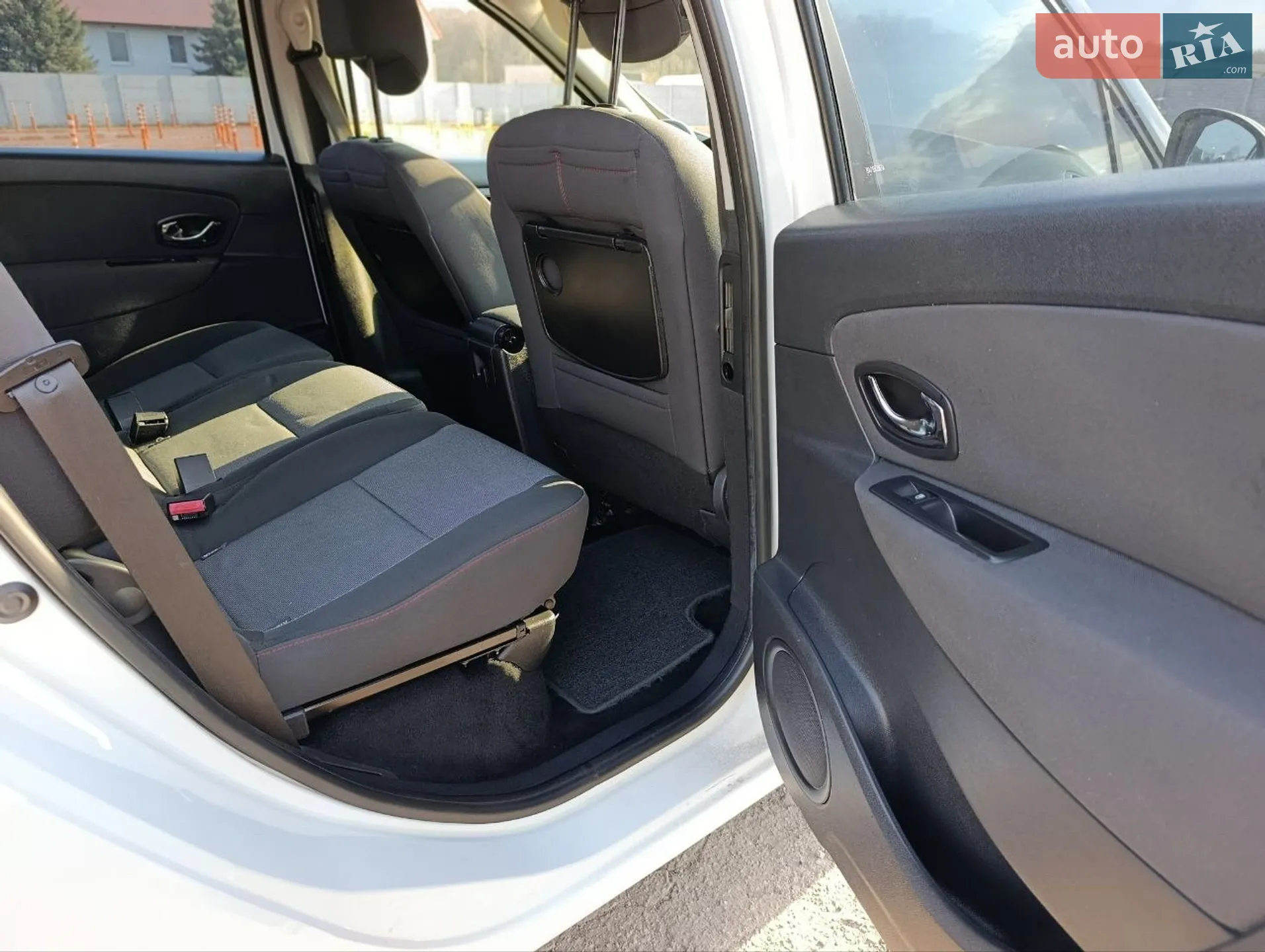 2013 Renault Scenic - мініатюра 16
