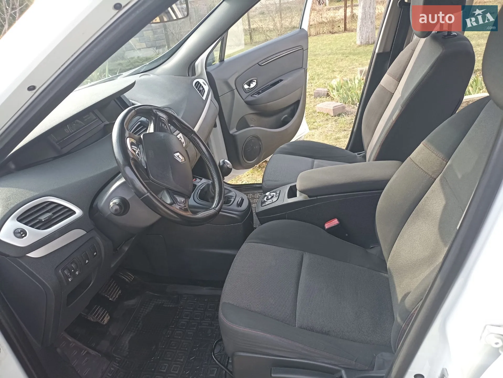 2014 Renault Scenic - мініатюра 28