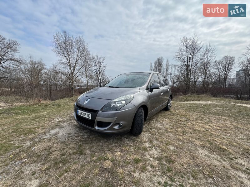 Минивэн Renault Scenic 2011 в Киеве фото 4 Минивэн Renault Scenic 2011 в Киеве