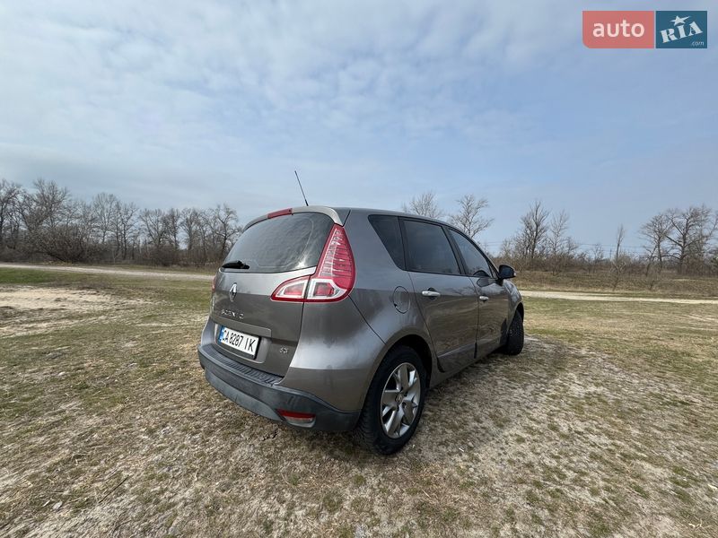 Минивэн Renault Scenic 2011 в Киеве фото 9 Минивэн Renault Scenic 2011 в Киеве