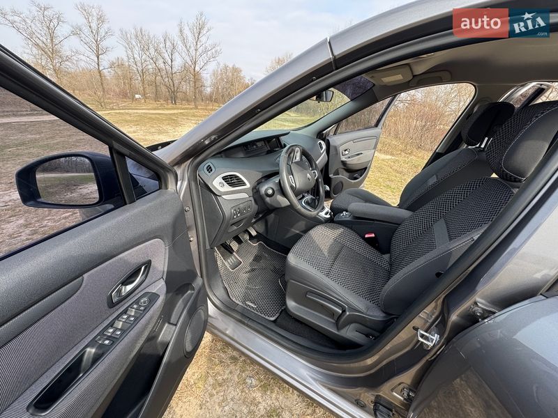 Минивэн Renault Scenic 2011 в Киеве фото 59 Минивэн Renault Scenic 2011 в Киеве