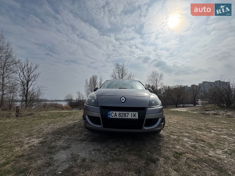 Минивэн Renault Scenic 2011 в Киеве фото 3 Минивэн Renault Scenic 2011 в Киеве