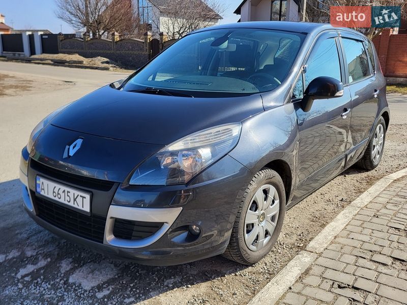 Renault Scenic 2011