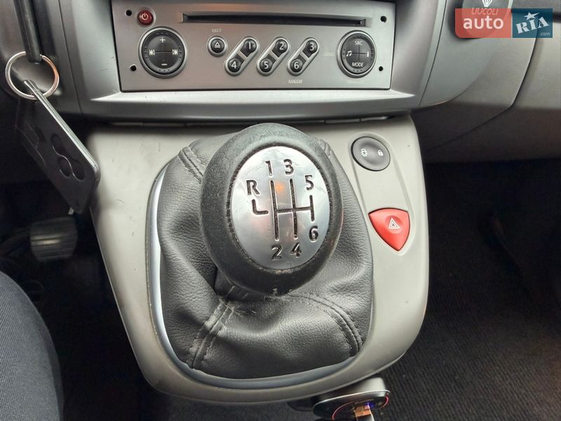 Минивэн Renault Scenic 2007 в Луцке фото 18 Минивэн Renault Scenic 2007 в Луцке