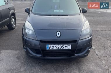 Минивэн Renault Scenic 2011 в Харькове