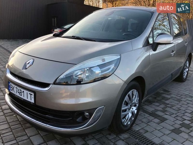 Renault Scenic 2012
