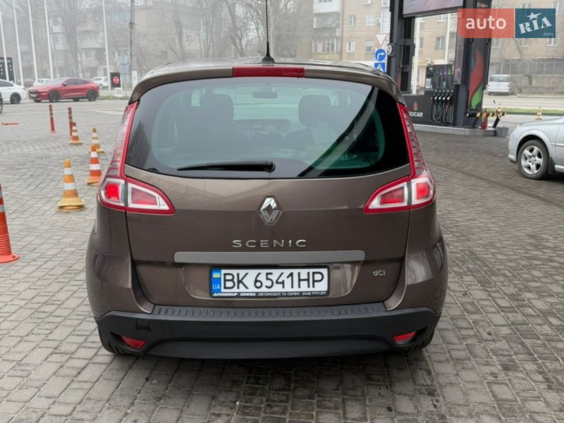 Мінівен Renault Scenic 2010 в Одесі