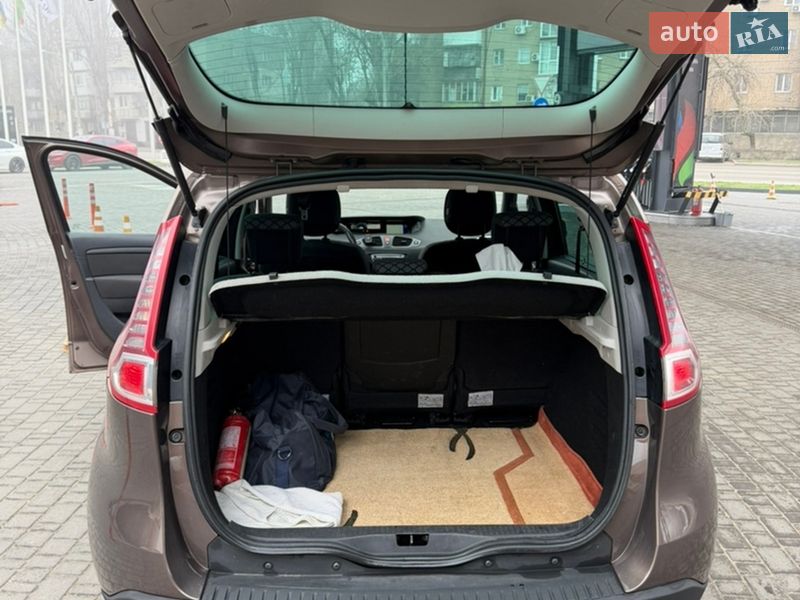 Мінівен Renault Scenic 2010 в Одесі