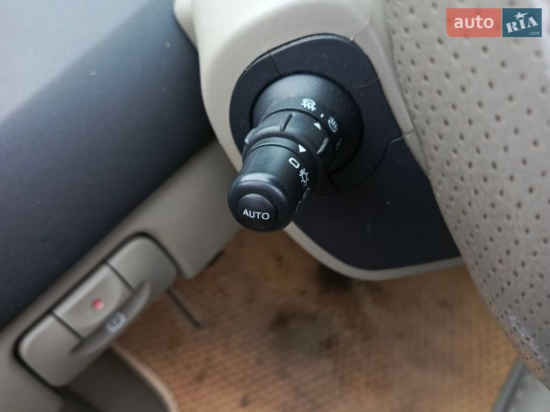 Мінівен Renault Scenic 2004 в Житомирі