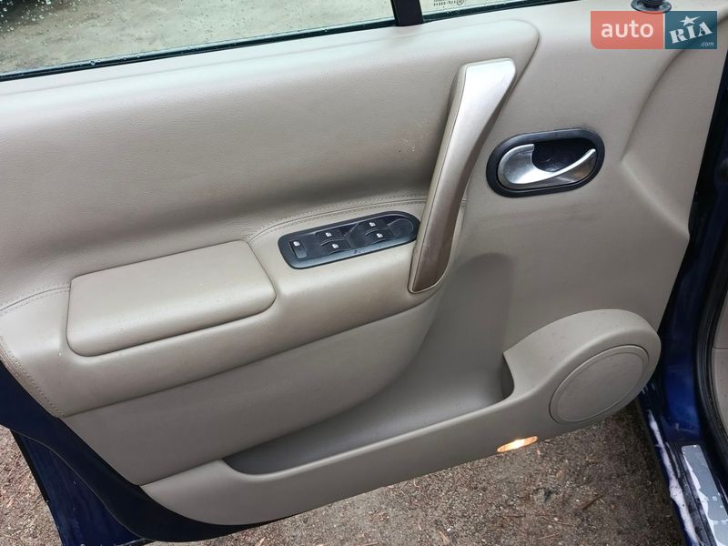 Мінівен Renault Scenic 2004 в Житомирі