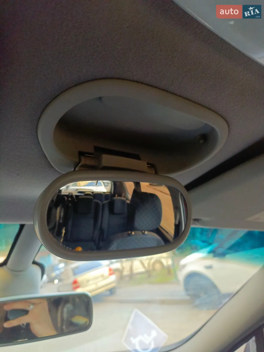 2010 Renault Scenic - мініатюра 27