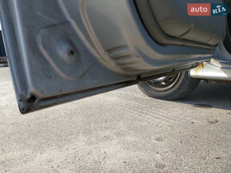 Мінівен Renault Scenic 2002 в Ірпені