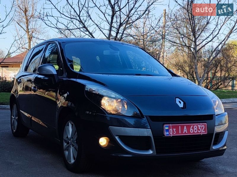 Минивэн Renault Scenic 2010 в Черкассах