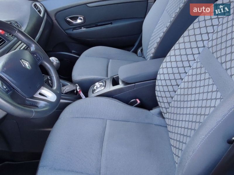 Минивэн Renault Scenic 2010 в Черкассах