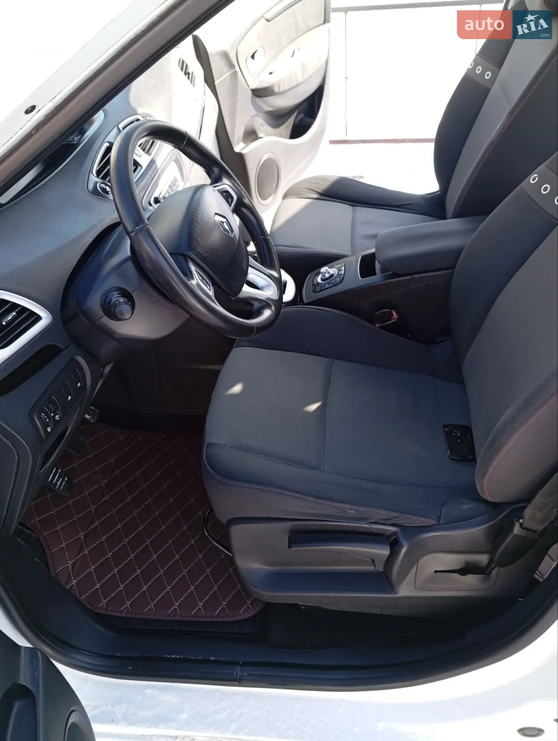 2012 Renault Scenic - мініатюра 33