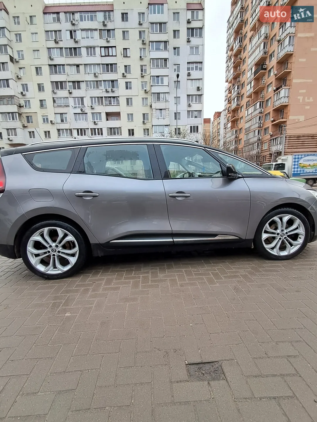 2017 Renault Scenic - мініатюра 8