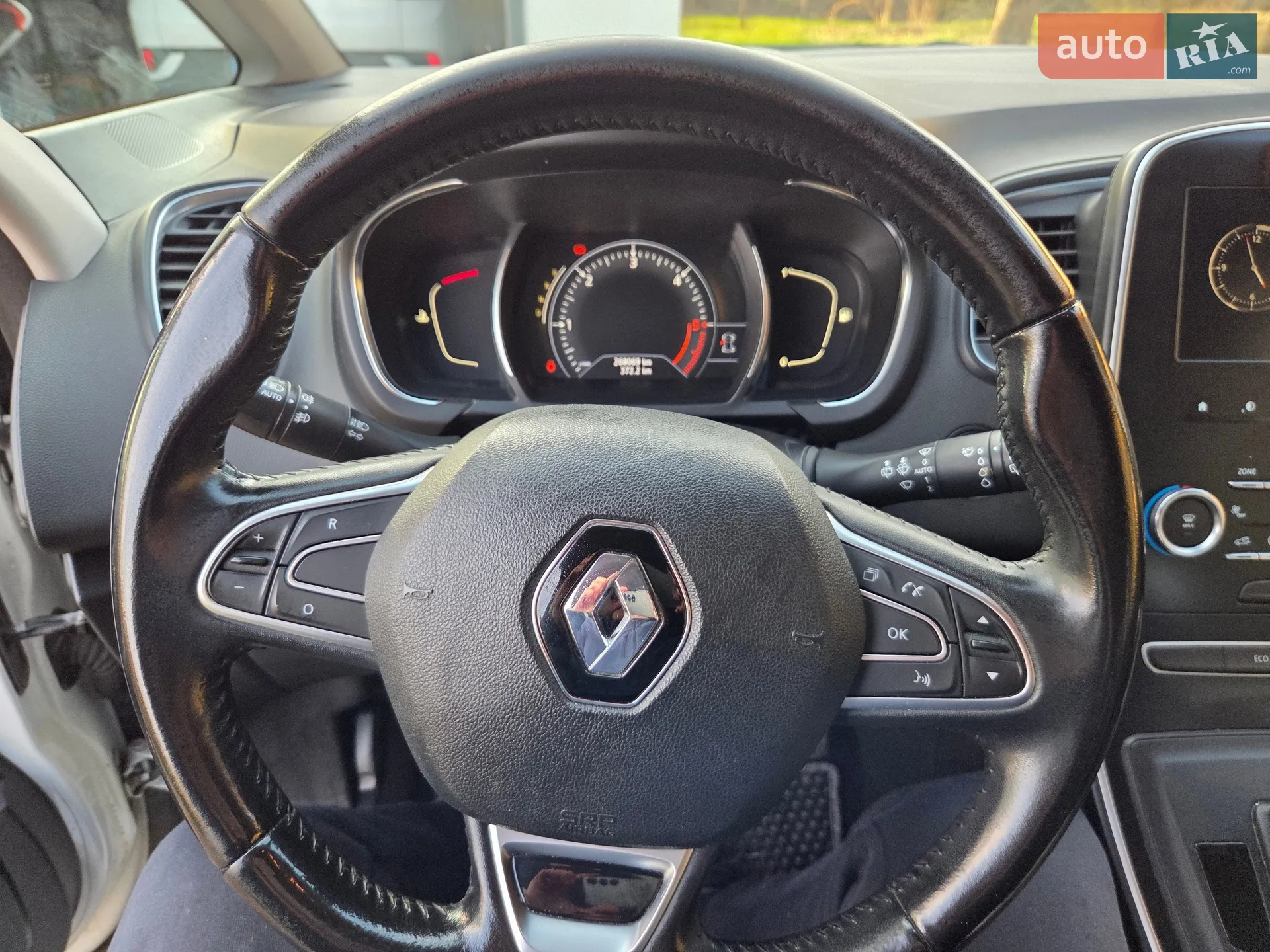 2017 Renault Scenic - мініатюра 10