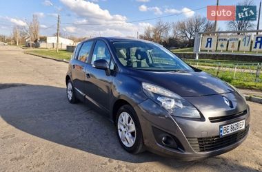 Мінівен Renault Scenic 2011 в Миколаєві