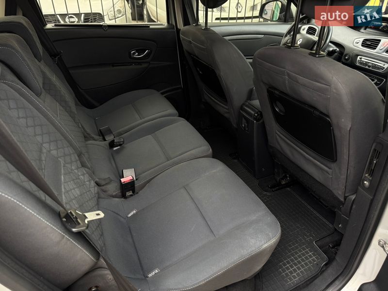 Минивэн Renault Scenic 2010 в Николаеве