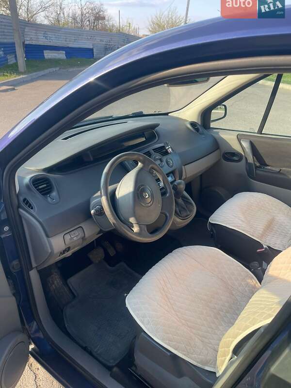 Минивэн Renault Scenic 2005 в Кривом Роге фото 5 Минивэн Renault Scenic 2005 в Кривом Роге