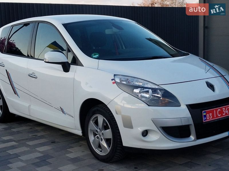 Мінівен Renault Scenic 2009 в Полтаві