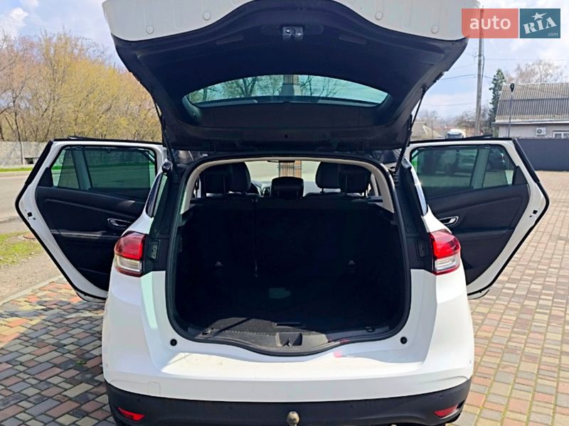 Мінівен Renault Scenic 2018 в Смілі